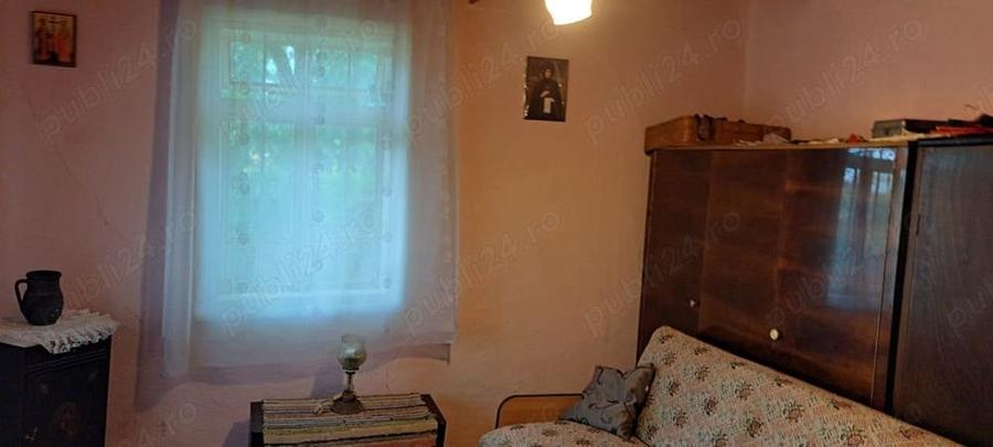 Casă cu 3 camere în Căciulești