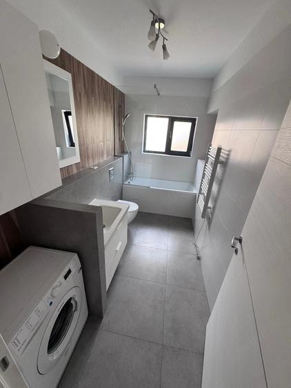 Casă cu Teren 250 Mp în Tunari