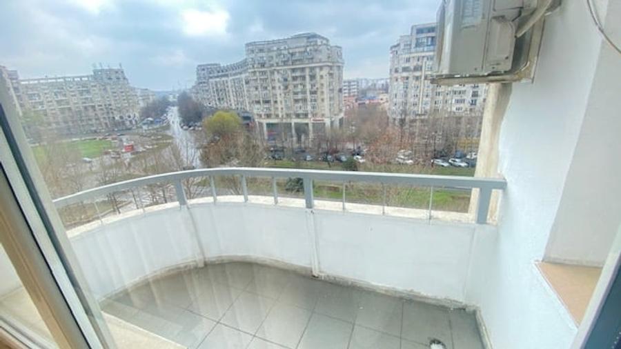 Apartament cu 3 camere decomandat, mobilat în Unirii