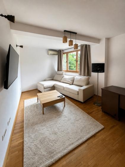 Apartament cu 2 camere decomandat, mobilat în Sala Palatului