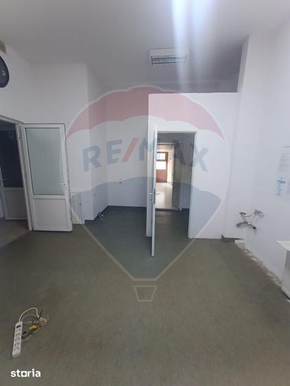 Spațiu comercial, de 81 mp, în Calea București
