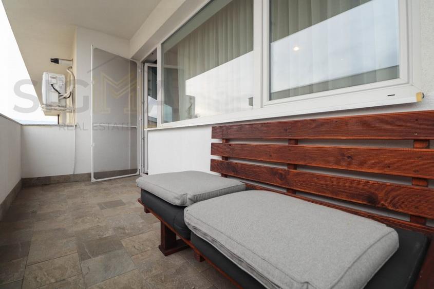 Apartament cu 3 camere semidecomandat, mobilat în Bună Ziua