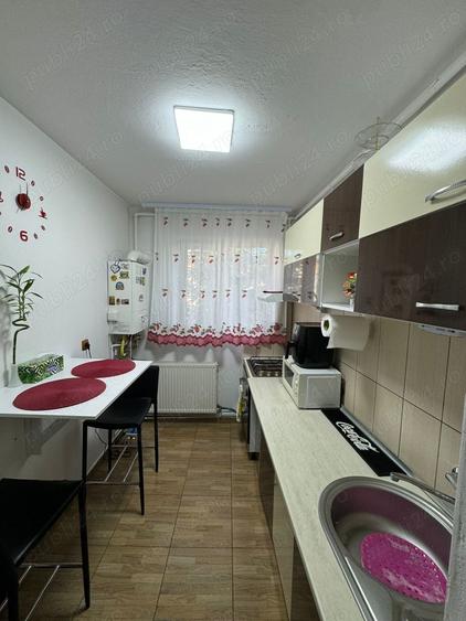 Apartament cu 2 camere nedecomandat în Câmpina