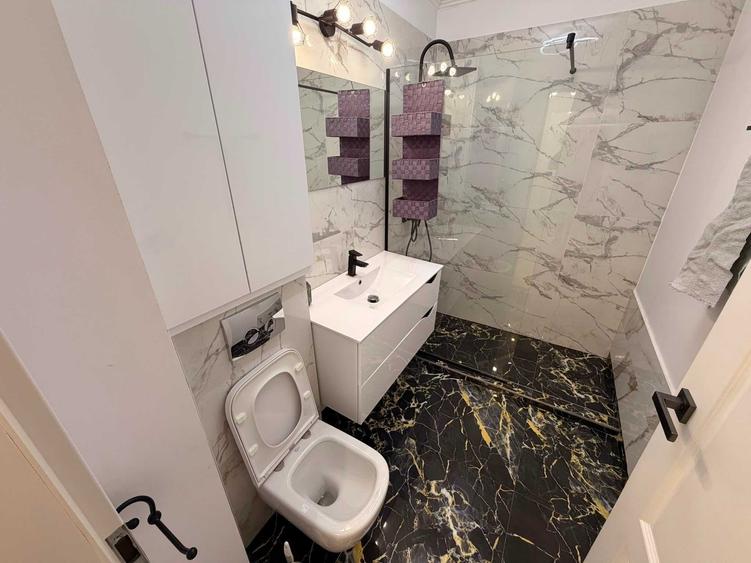 Apartament cu 2 camere semidecomandat în Florești