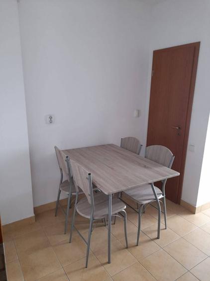 Apartament 2 camere, de vanzare, garaj,in Europa, zona benzinariei Mol - 4