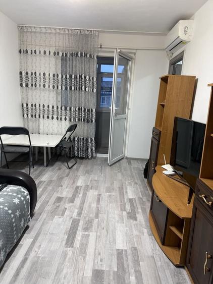 Casă cu 2 camere în Central