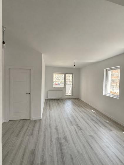 Apartament cu 2 camere decomandat în Militari — fotografia 3