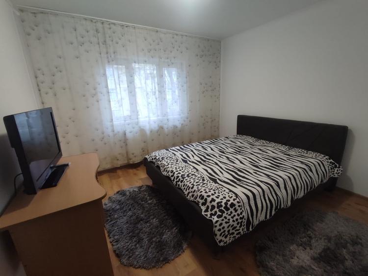 Apartament cu 2 camere decomandat, mobilat în Nicolina
