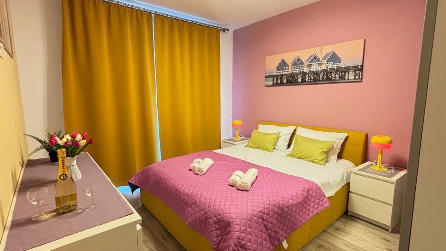 Apartament cu 2 camere decomandat, mobilat în Aradului