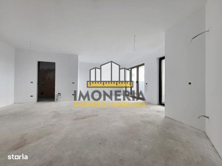 Apartament cu 4 camere în Mihai Bravu