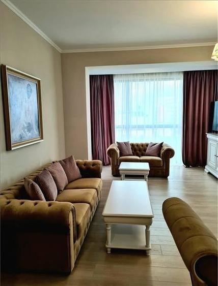 Apartament cu 3 camere decomandat, mobilat în Faleza Nord