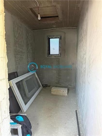 Casă individuală cu 4 camere cu Teren 800 Mp în Bărcănești