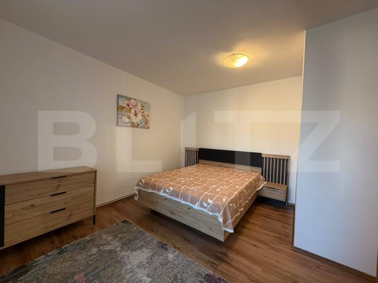 Apartament cu 2 camere semidecomandat, mobilat în Semicentral