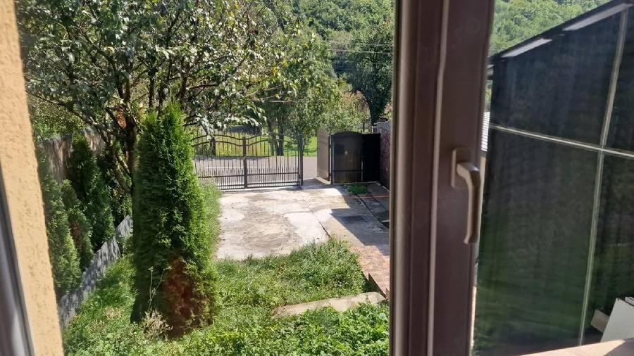 Casă cu Teren 520 Mp în Sălicea