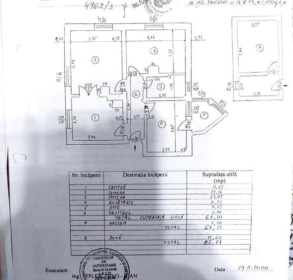 Apartament cu 3 camere decomandat în Eroii Revoluției