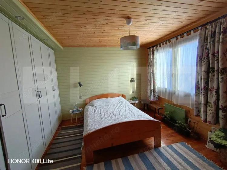 Casă cu Teren 1500 Mp în Curteni