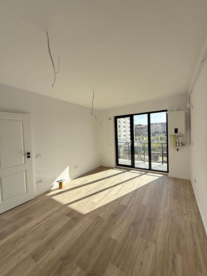 Apartament cu 2 camere semidecomandat în Militari