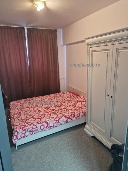 Apartament cu 3 camere decomandat, mobilat în Tei