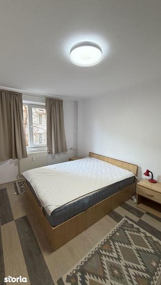Apartament cu 2 camere semidecomandat, mobilat în Piața Unirii