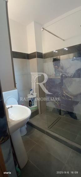Casă cu 4 camere în Sânmartin