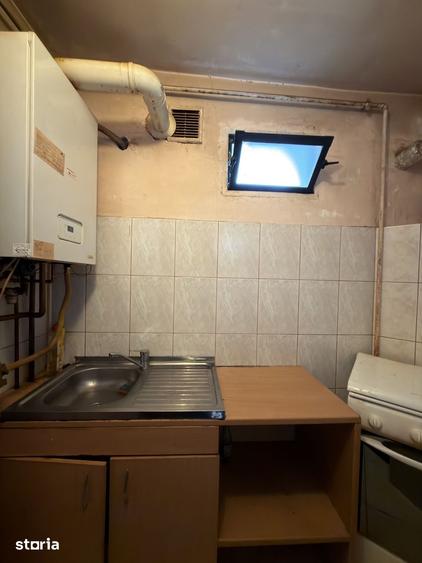Apartament cu 3 camere decomandat în Crișan