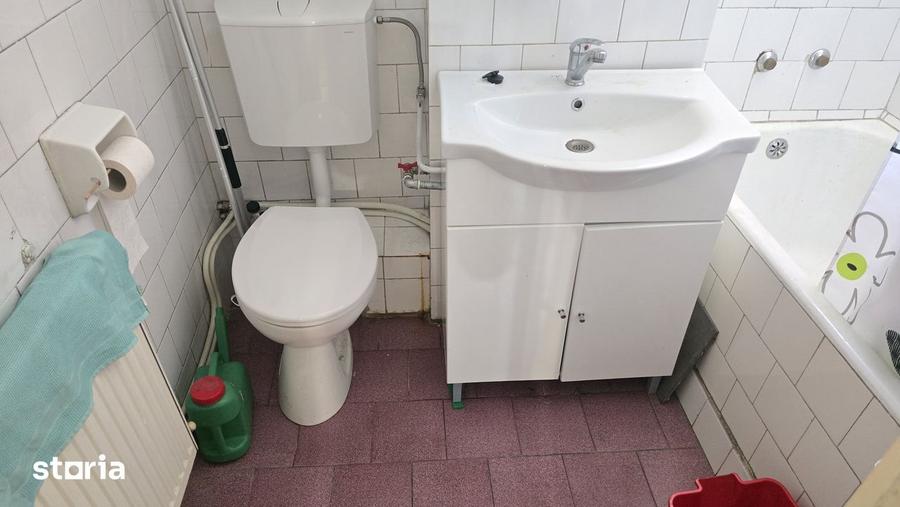 Vand spatiu comercial in Deva, zona ultracentrala ( I. Maniu), - 1