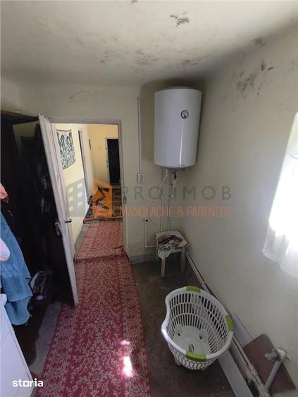 Casă cu 3 camere cu Teren 4859 Mp în Unguriu