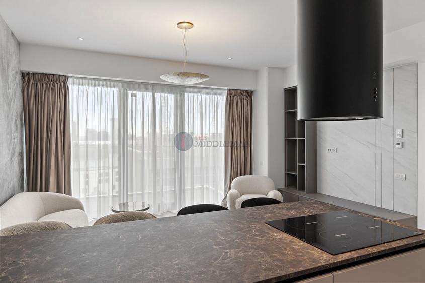 Apartament cu 3 camere semidecomandat, mobilat în Floreasca