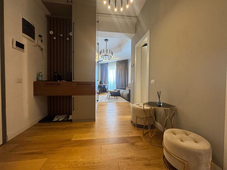Apartament cu 2 camere decomandat, mobilat în Băneasa