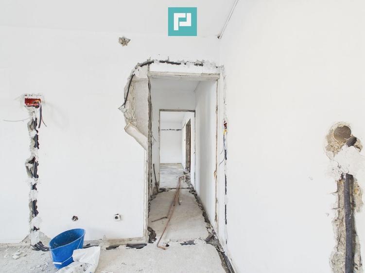 Apartament cu 3 camere decomandat în Aurel Vlaicu