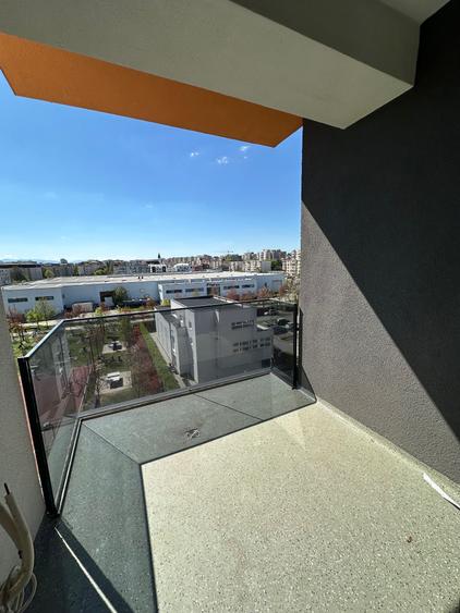 Apartament cu 2 camere decomandat în Între Lacuri