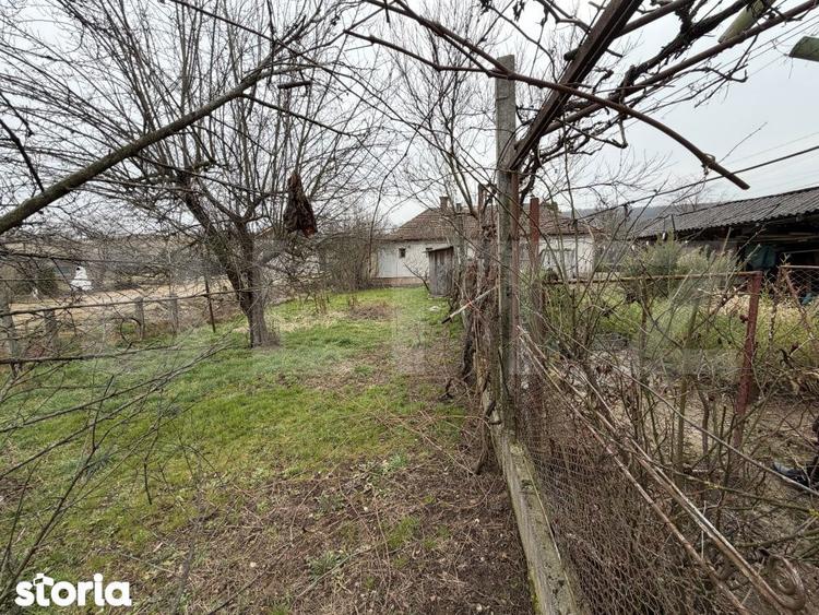 Casă cu 3 camere cu Teren 700 Mp în Central