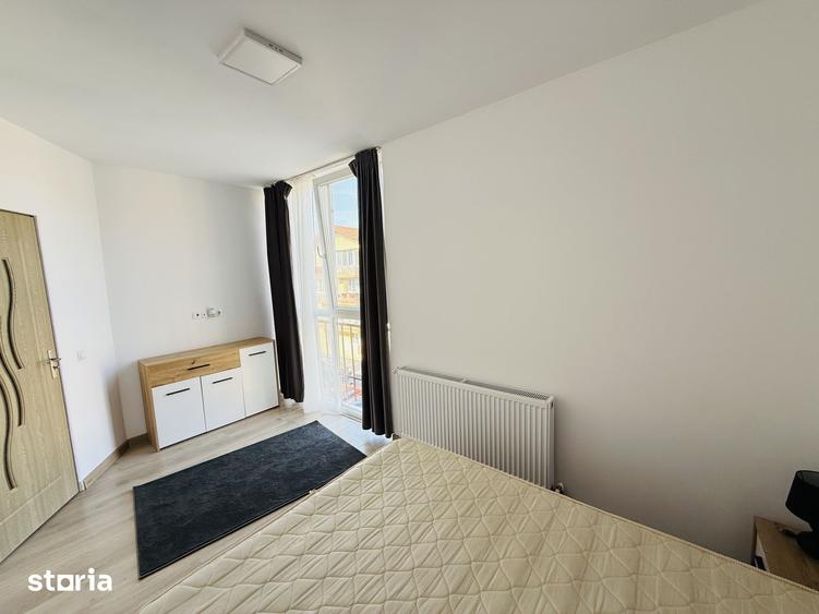 Apartament cu 3 camere semidecomandat, mobilat în Florești