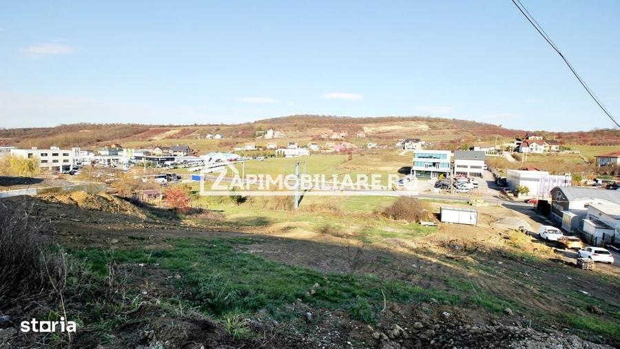 Spațiu comercial, în Corunca