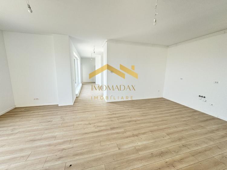 Apartament cu 3 camere decomandat în Aradului