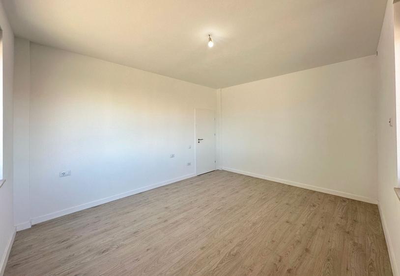 Apartament 2 camere 60 mp cu geam la baie lângă Paradisul Acvatic - 6