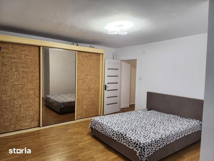 Inchiriez apartament 2 camere,decomandat, zona str.G Enescu - 7
