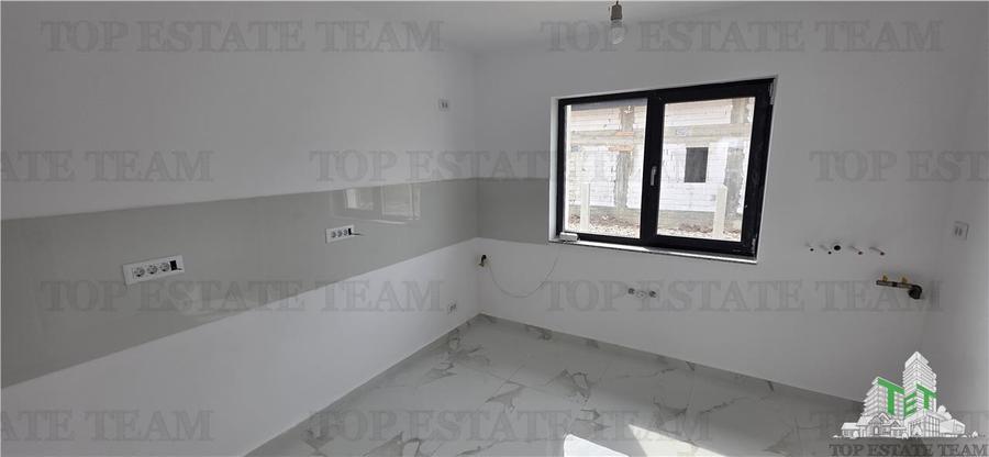 Casă cu 4 camere cu Teren 402 Mp în Clinceni