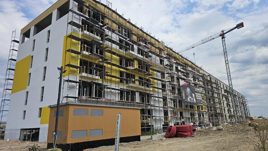 Apartament cu 2 camere decomandat în Dobroești