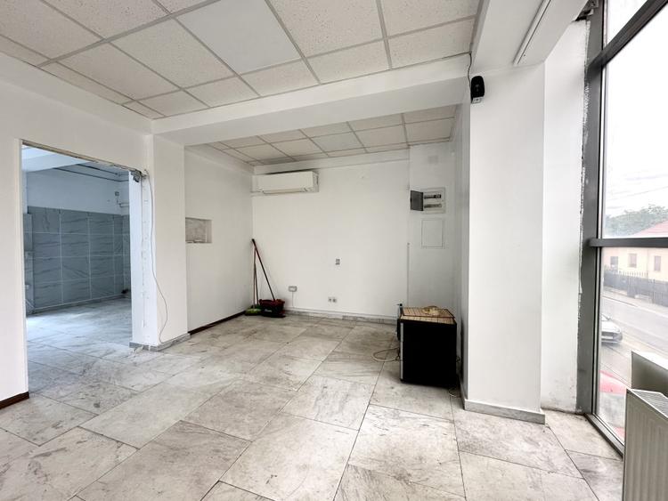 Spațiu comercial, de 60 mp, în Simion Bărnuțiu