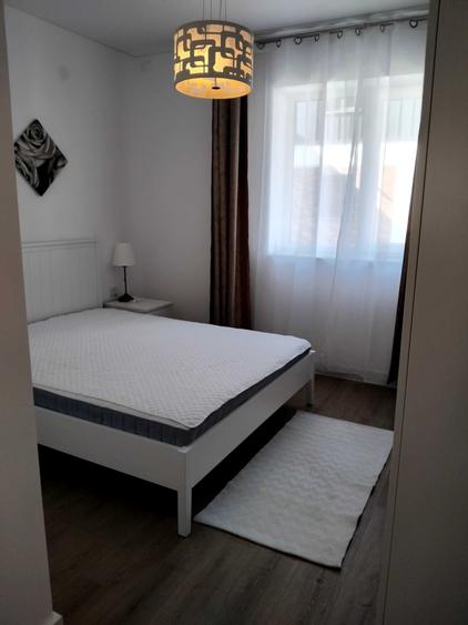 Apartament cu 2 camere decomandat în Vest