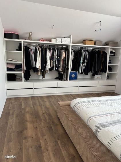 Apartament cu 4 camere în Moșnița Nouă