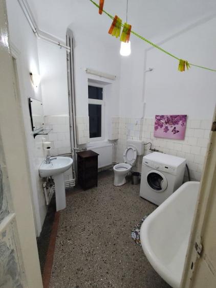 Apartament cu 3 camere decomandat în Națiunile Unite