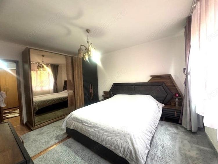 Casă cu 5 camere cu Teren 382 Mp în Central