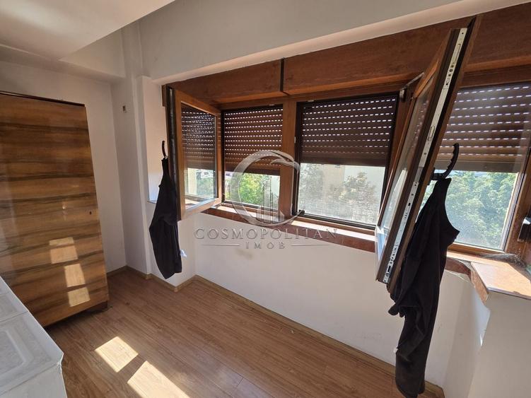 Apartament cu 4 camere în Central