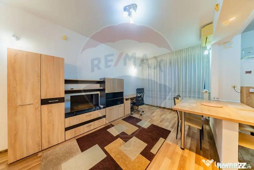 Apartament cu 3 camere decomandat în UTA