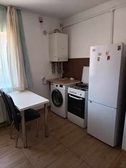 Apartament cu 2 camere în Florești