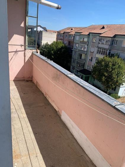 Inchiriez apartament 2 camere Cedonia - 2