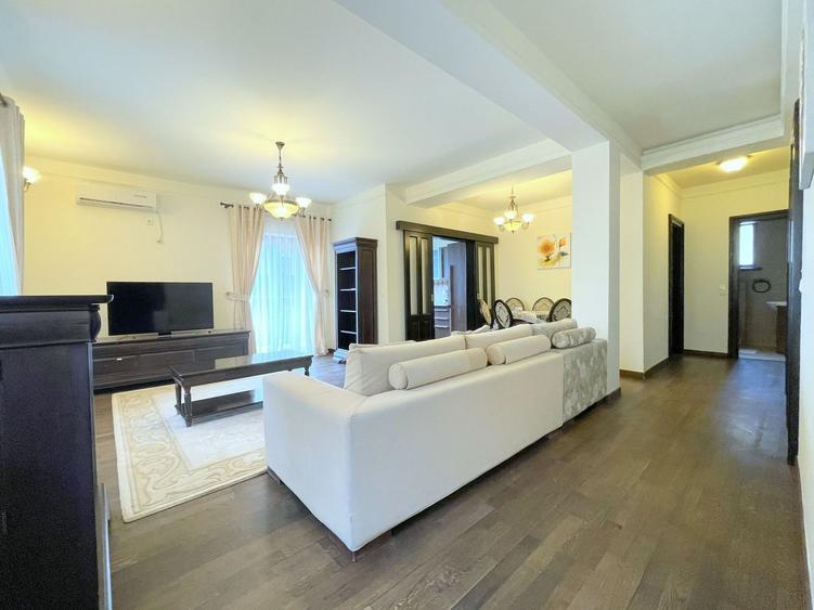Apartament cu 3 camere semidecomandat, mobilat în Mircea cel Bătrân