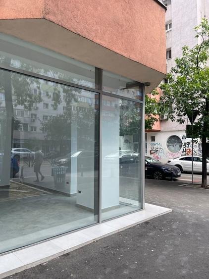 Spațiu comercial, de 114 mp, în Bucur Obor